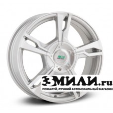 Диск 6.0x15 4x1000 ET42 D73.10 N2O Y9113 Серебристый с полированной лицевой поверхностью