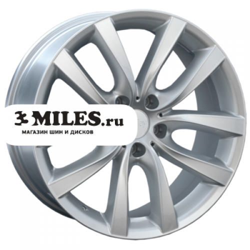 Диск 8x18 5x120 ET34 D72.6 Replay B114 Sil